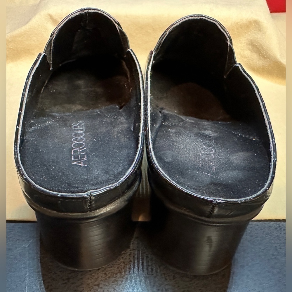 Aerosoles Mules Clogs Black Croc Embossed Patent Leather Women’s Size 7.5 - Picture 3 of 10